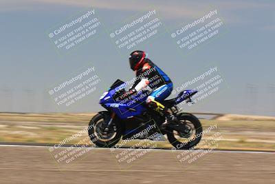 media/Jul-22-2022-TrackDaz (Fri) [[ca4971259a]]/Group B/130pm (Wheelie Bump)/